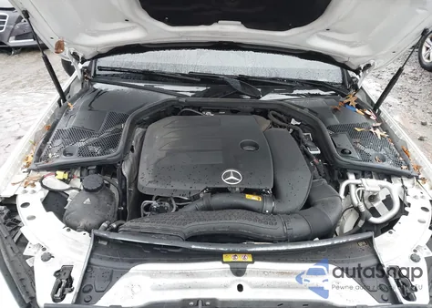 2019 Mercedes-Benz C 300 4Matic from USA, damaged, VIN 55SWF8EB4KU320670